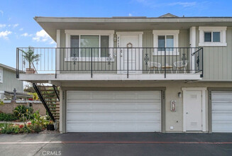 16397 Calle Castor Cir in Huntington Beach, CA - Building Photo - Building Photo