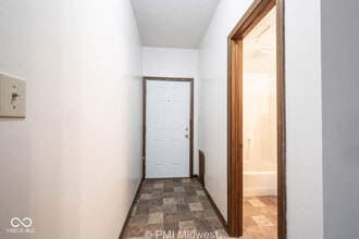3707 N Meridian St in Indianapolis, IN - Building Photo - Building Photo