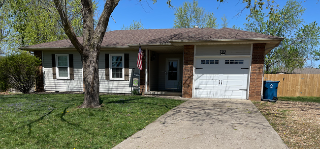 property at 705 E Dyann Dr
