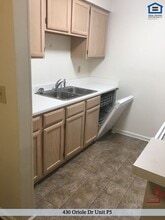 430 Oriole Dr in McMinnville, TN - Building Photo - Building Photo