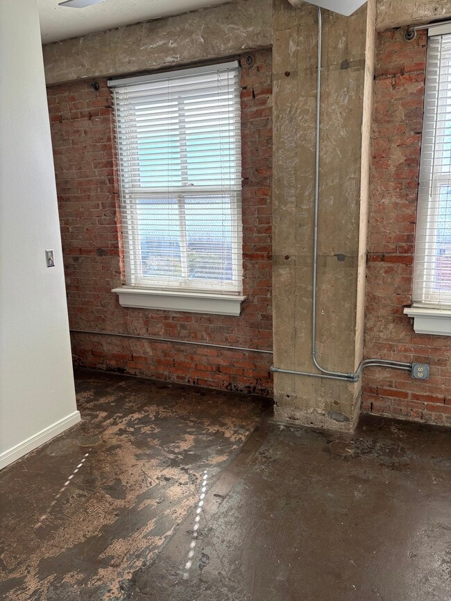 property at 601 Franklin Ave