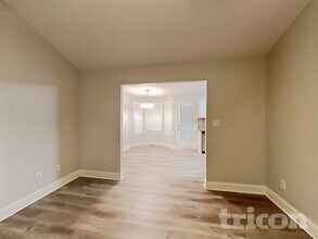 280 Farmington Dr in Temple, GA - Foto de edificio - Building Photo