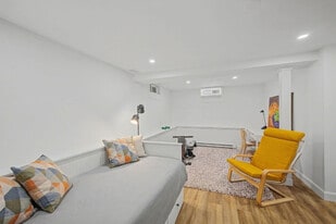 159 Rue Murray in Longueuil, QC - Building Photo