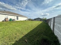 1242 NE 41st Terrace in Cape Coral, FL - Building Photo - Building Photo