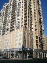 600 N Dearborn St in Chicago, IL - Building Photo