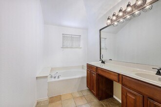 11146 Clearstream Ln in Frisco, TX - Building Photo - Building Photo