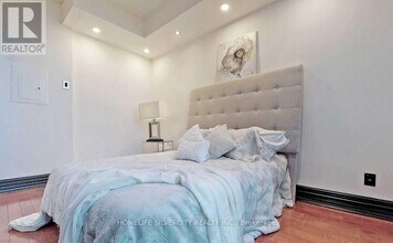 235-235 Sherway Gardens Rd in Toronto, ON - Building Photo - Building Photo