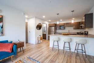 Jenny Wren Place in Sun Prairie, WI - Building Photo