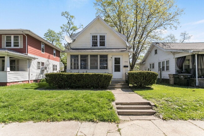 property at 1206 N Johnson St