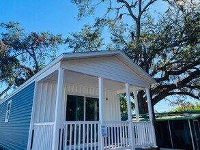 2320 Bee Ridge Rd in Sarasota, FL - Building Photo - Building Photo