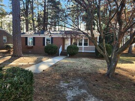 706 E 6th Ave in Kenbridge, VA - Building Photo