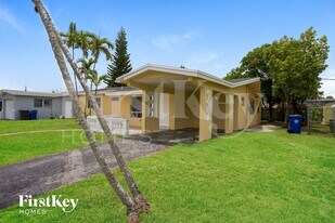 3430 NW 34th St in Lauderdale Lakes, FL - Building Photo