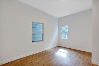 59 Gardner Ave in Jersey City, NJ - Building Photo - Building Photo