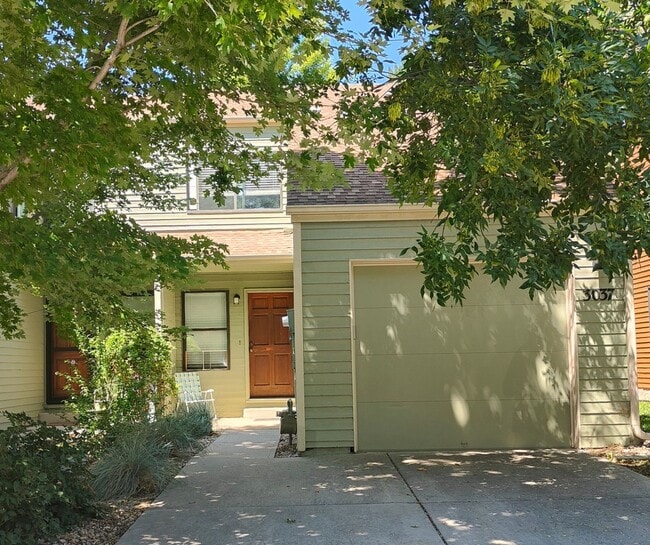 property at 3037 Fulton Cir