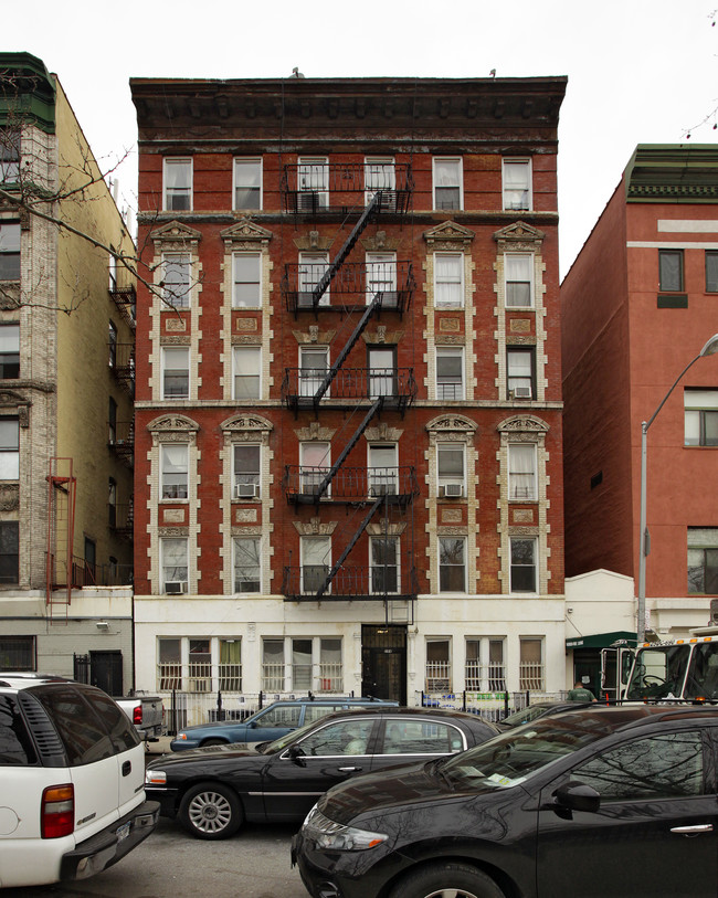 264 E Second St in New York, NY - Building Photo - Building Photo