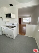 2210 24th St-Unit -C in Santa Monica, CA - Foto de edificio - Building Photo