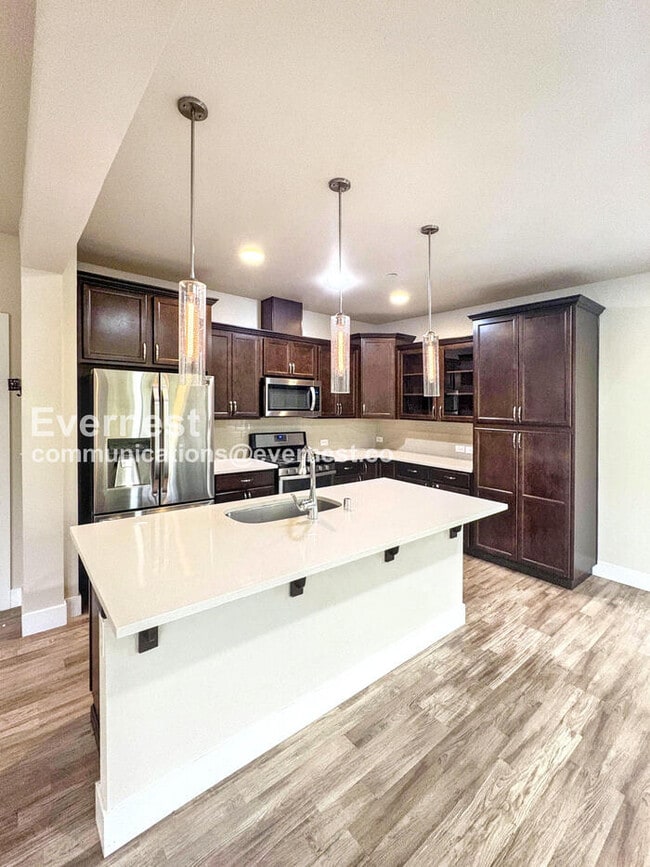 14830 16th Pl W in Lynnwood, WA - Building Photo - Building Photo