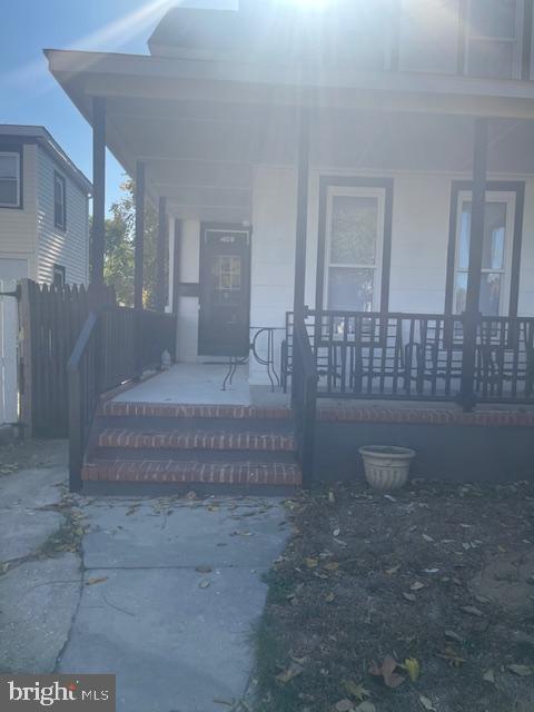 property at 409 E Vine St