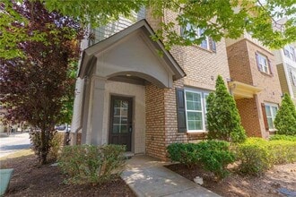 1299 Hopkins Dr in Decatur, GA - Building Photo - Building Photo
