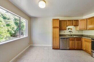572 29th St in San Francisco, CA - Building Photo - Building Photo