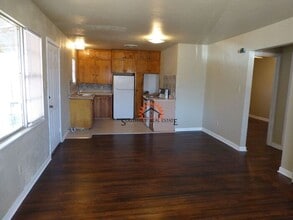 1204 N Edwards St in Clovis, NM - Building Photo - Building Photo