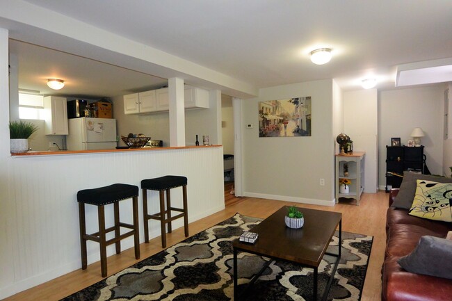 56 Westminster Ave, Unit HOUSE