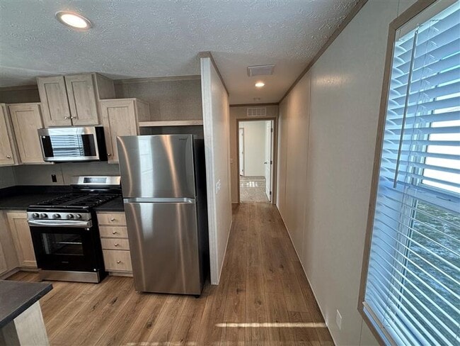 117 Hoover Blvd in West Branch, IA - Building Photo - Building Photo
