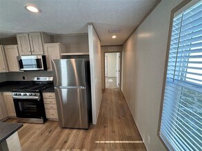 114 Hoover Blvd in West Branch, IA - Building Photo - Building Photo