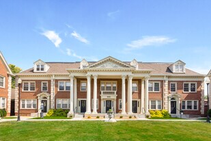 Buckingham & Balmoral in Indianapolis, IN - Building Photo