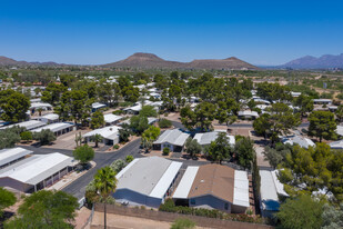 Desert Pueblo Apartamentos