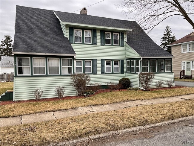 229 Francis St in Watertown, NY - Foto de edificio - Building Photo