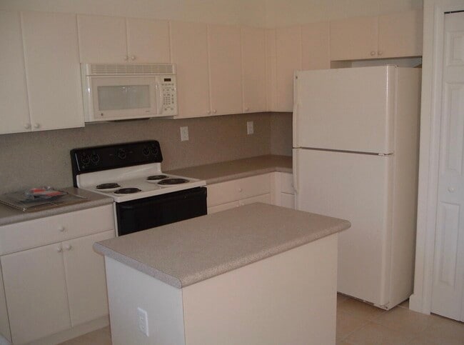 property at 3808 Shoma Dr