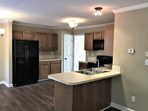 145 Valleyoak Ct in Clemmons, NC - Building Photo - Building Photo