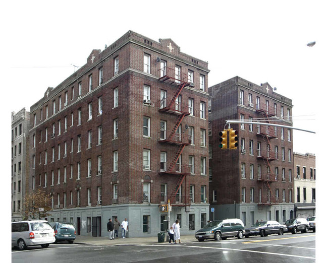 449-455 Audubon Ave in New York, NY - Foto de edificio - Building Photo