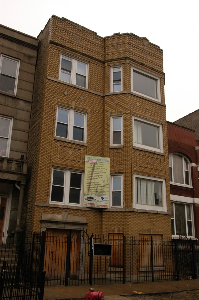 1330 N Artesian Ave in Chicago, IL - Building Photo - Building Photo