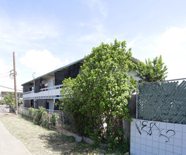 98-103 Kanuku St in Aiea, HI - Building Photo - Building Photo