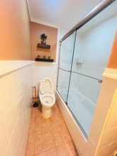 325 Hampden Rd, Unit B in Upper Darby Township, PA - Foto de edificio - Building Photo