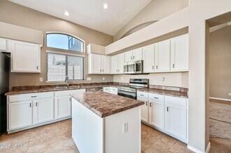 10122 E Carmel Ave in Mesa, AZ - Building Photo - Building Photo