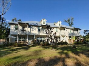 743 Carroll St, Unit B in Mandeville, LA - Building Photo - Building Photo