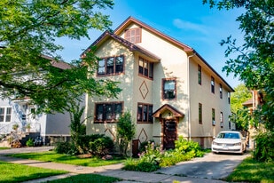 24 N Madison Ave in La Grange, IL - Building Photo