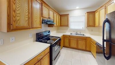 201 Kristi Ln in Liberty Hill, TX - Building Photo - Building Photo