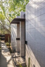 White Stone Studios in Phoenix, AZ - Building Photo - Building Photo