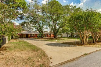 1822 Silverside Dr in Grapevine, TX - Building Photo - Building Photo