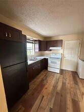 610 14th Ave NW in Largo, FL - Building Photo - Building Photo