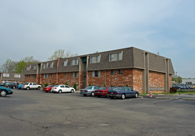 Churchill Manor in New Carlisle, OH - Building Photo - Building Photo