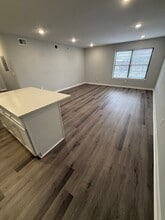 188 21st Ave, Unit 301 in Paterson, NJ - Foto de edificio - Building Photo