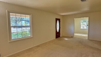 918 Cypress St in Kerrville, TX - Building Photo - Building Photo