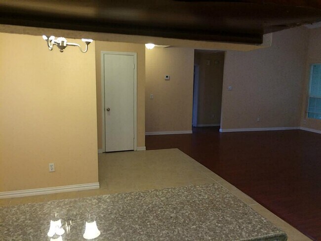 16826 Rippling Mill Dr in Sugar Land, TX - Building Photo - Building Photo