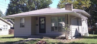 507 S Pearl St, Unit 507 in Paola, KS - Building Photo