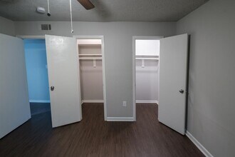 6519 Sloan St in Houston, TX - Building Photo - Building Photo